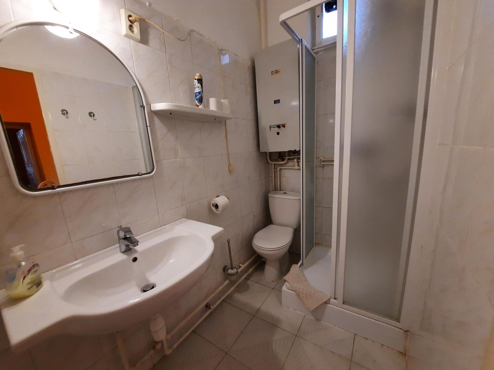 Gloria Apartman Gyula Bagian luar foto